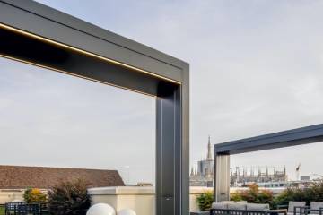 Gate Shade con arredi su terrazzi